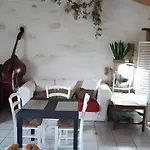 D'hotes La Marouette Bed & Breakfast Hiers-Brouage