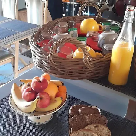 D'hotes La Marouette Bed and Breakfast Hiers-Brouage